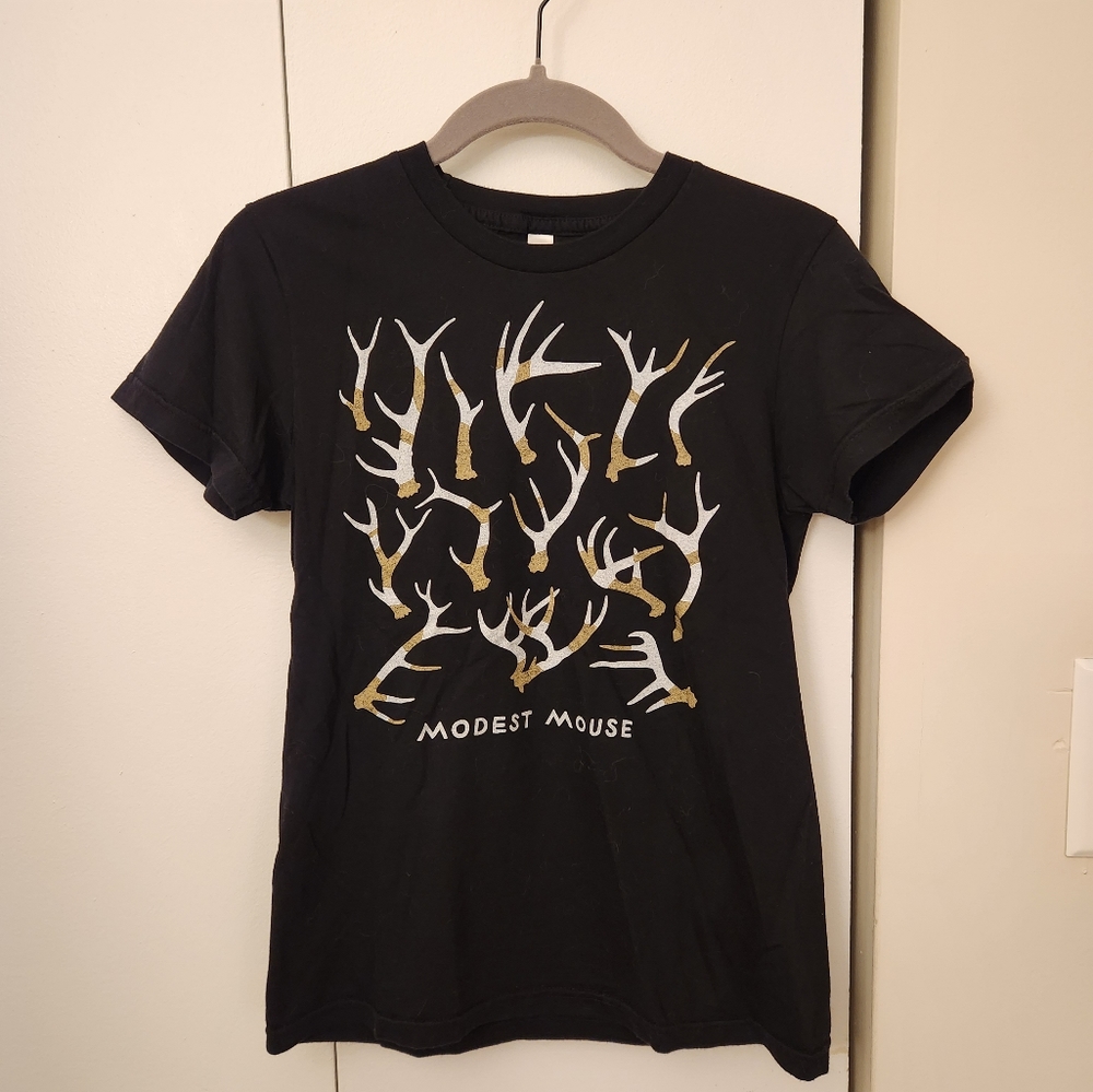 Modest Mouse band tshirt size M